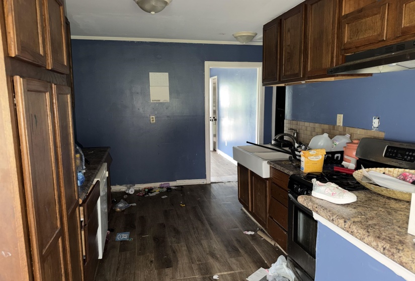 214 SYCAMORE RD, Collierville, Tennessee 38017, 3 Bedroom Bedrooms, 8 Room Rooms,2 BathroomBathrooms,Residential,For Sale,SYCAMORE,0,10228783