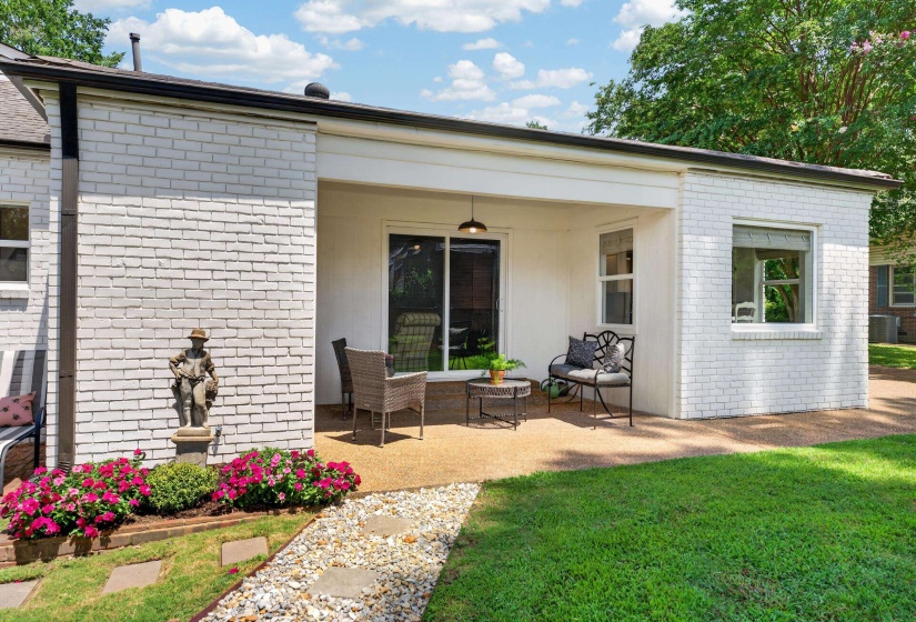 7247 MCVAY RD, Germantown, Tennessee 38138, 3 Bedroom Bedrooms, 7 Room Rooms,2 BathroomBathrooms,Residential,For Sale,MCVAY,0,10228786