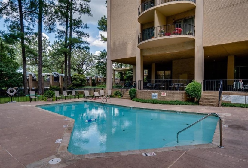 475 HIGHLAND ST, Memphis, Tennessee 38122, 1 Bedroom Bedrooms, 3 Room Rooms,1 BathroomBathrooms,Residential,For Sale,HIGHLAND,0,10228788