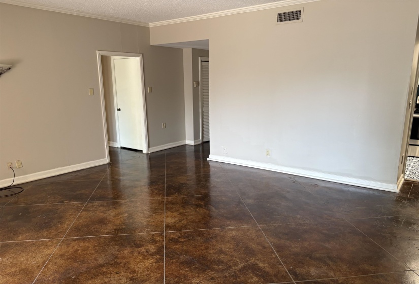 475 HIGHLAND ST, Memphis, Tennessee 38122, 1 Bedroom Bedrooms, 3 Room Rooms,1 BathroomBathrooms,Residential,For Sale,HIGHLAND,0,10228788
