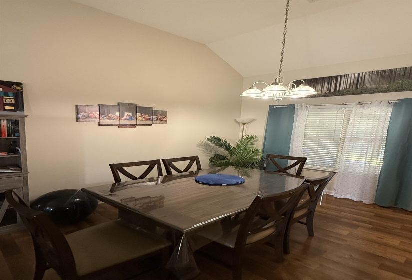 150 CAMERON DR, Oakland, Tennessee 38060, 3 Bedroom Bedrooms, 6 Room Rooms,2 BathroomBathrooms,Rental Properties,For Sale,CAMERON,0,10228821