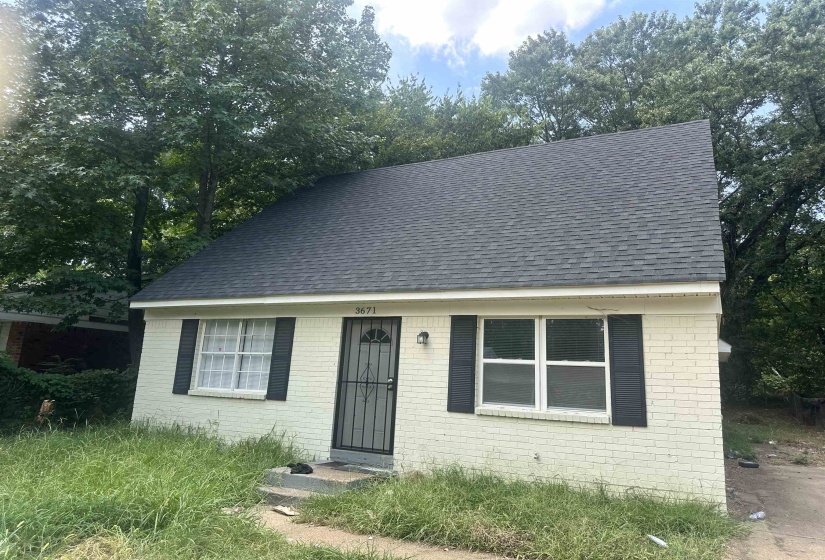 3671 SKYLARK DR, Memphis, Tennessee 38109, 4 Bedroom Bedrooms, 7 Room Rooms,2 BathroomBathrooms,Rental Properties,For Sale,SKYLARK,0,10228838