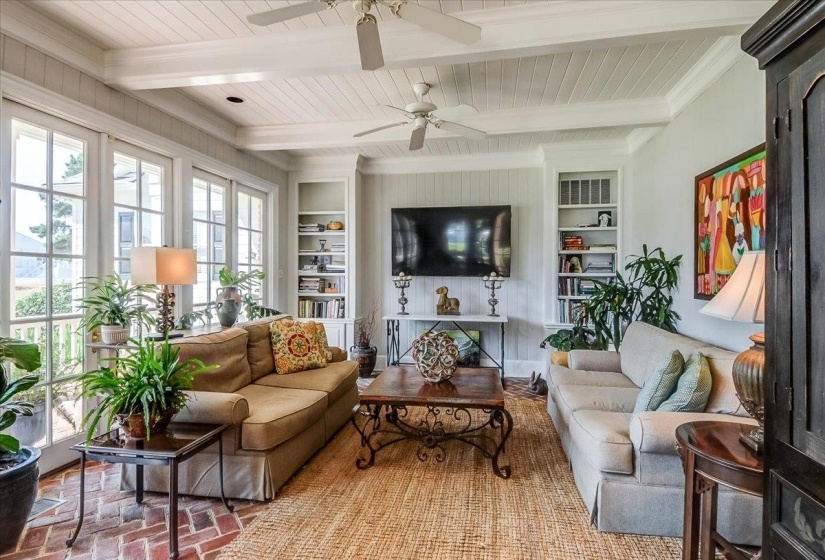 8789 CLUB LAKE CV, Memphis, Tennessee 38125, 5 Bedroom Bedrooms, 5 Room Rooms,5.1 BathroomBathrooms,Residential,For Sale,CLUB LAKE,0,10228685