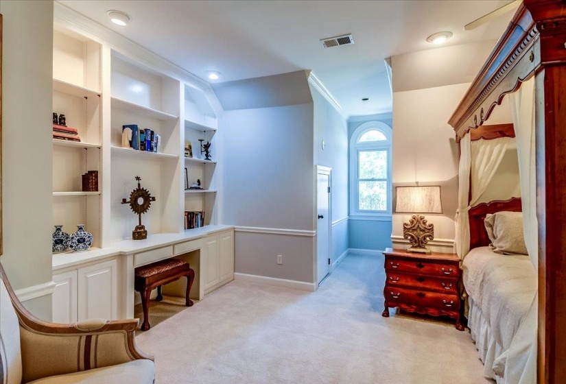8789 CLUB LAKE CV, Memphis, Tennessee 38125, 5 Bedroom Bedrooms, 5 Room Rooms,5.1 BathroomBathrooms,Residential,For Sale,CLUB LAKE,0,10228685