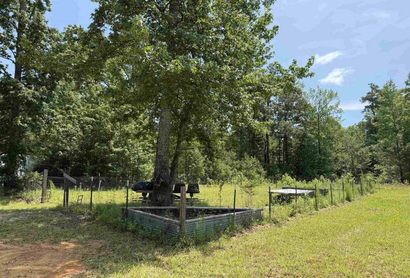 730 OLD UNION RD, Adamsville, Tennessee 38310, 2 Bedroom Bedrooms, 6 Room Rooms,2 BathroomBathrooms,Residential,For Sale,OLD UNION,0,10228795