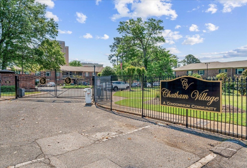1205 BRISTOL DR, Memphis, Tennessee 38119, 3 Bedroom Bedrooms, 8 Room Rooms,2 BathroomBathrooms,Residential,For Sale,BRISTOL,0,10228796
