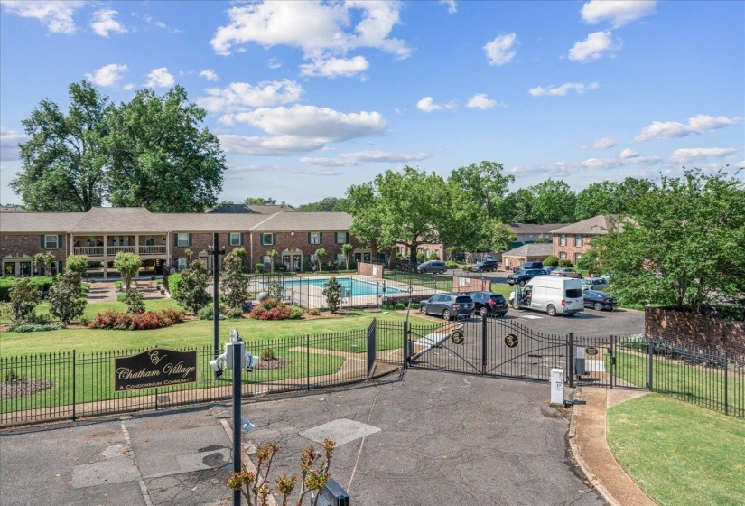 1205 BRISTOL DR, Memphis, Tennessee 38119, 3 Bedroom Bedrooms, 8 Room Rooms,2 BathroomBathrooms,Residential,For Sale,BRISTOL,0,10228796