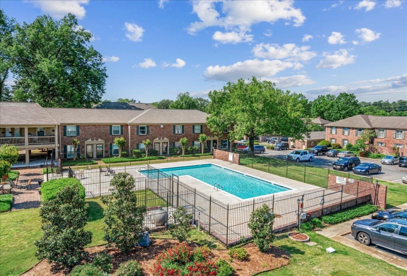 1205 BRISTOL DR, Memphis, Tennessee 38119, 3 Bedroom Bedrooms, 8 Room Rooms,2 BathroomBathrooms,Residential,For Sale,BRISTOL,0,10228796