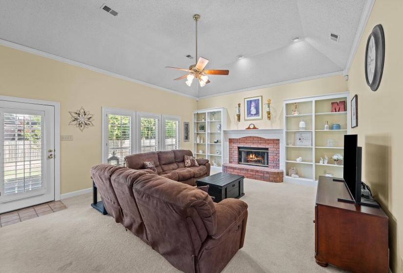 6739 STONETRACE DR, Bartlett, Tennessee 38135, 4 Bedroom Bedrooms, 7 Room Rooms,3 BathroomBathrooms,Residential,For Sale,STONETRACE,0,10228797