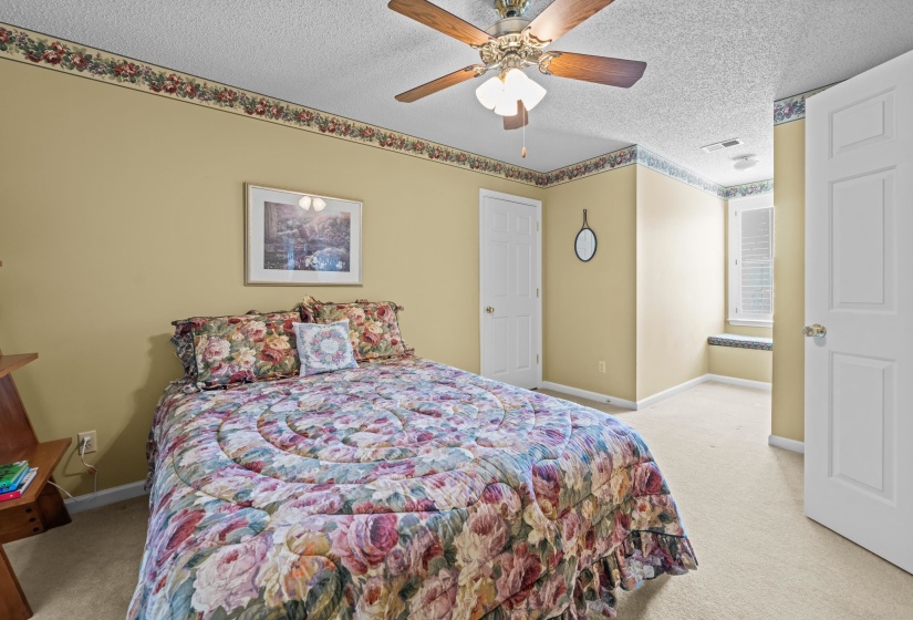 6739 STONETRACE DR, Bartlett, Tennessee 38135, 4 Bedroom Bedrooms, 7 Room Rooms,3 BathroomBathrooms,Residential,For Sale,STONETRACE,0,10228797