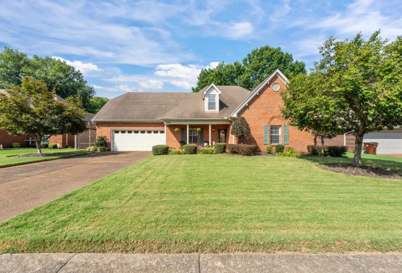 6739 STONETRACE DR, Bartlett, Tennessee 38135, 4 Bedroom Bedrooms, 7 Room Rooms,3 BathroomBathrooms,Residential,For Sale,STONETRACE,0,10228797