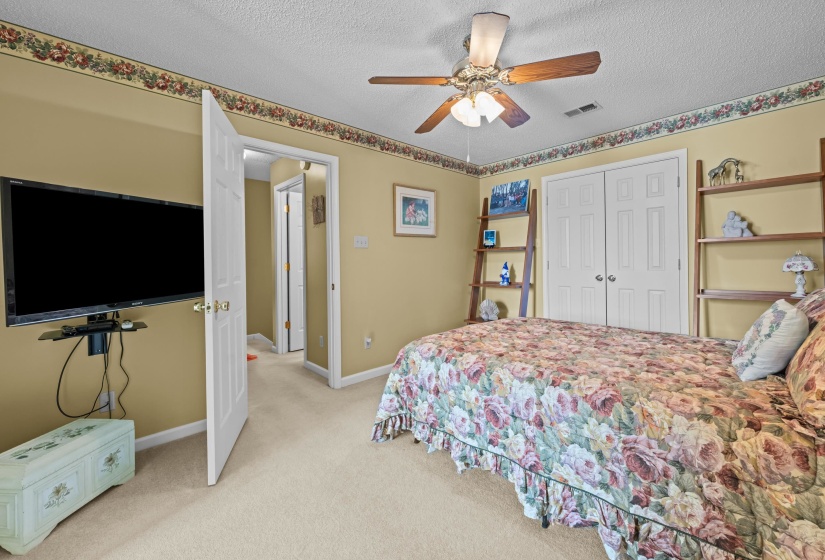 6739 STONETRACE DR, Bartlett, Tennessee 38135, 4 Bedroom Bedrooms, 7 Room Rooms,3 BathroomBathrooms,Residential,For Sale,STONETRACE,0,10228797