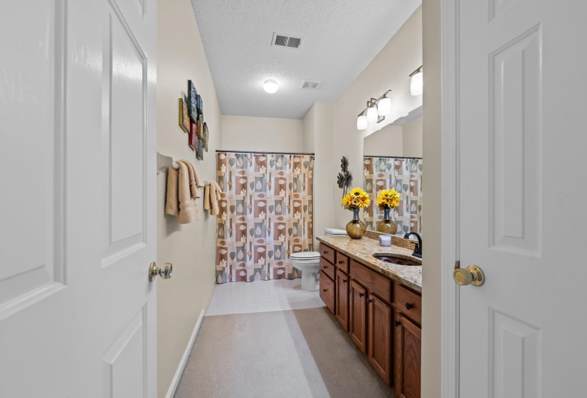 6739 STONETRACE DR, Bartlett, Tennessee 38135, 4 Bedroom Bedrooms, 7 Room Rooms,3 BathroomBathrooms,Residential,For Sale,STONETRACE,0,10228797