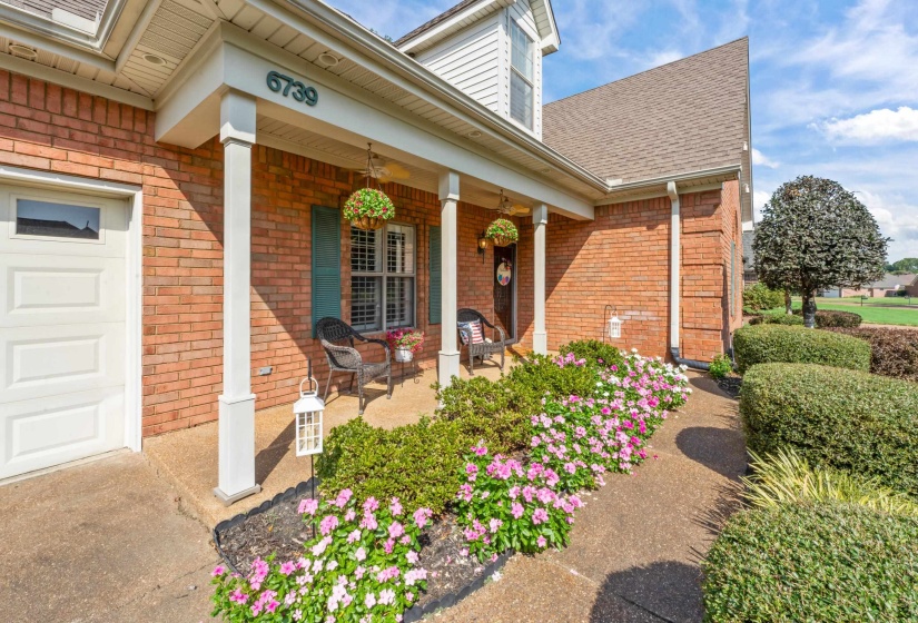 6739 STONETRACE DR, Bartlett, Tennessee 38135, 4 Bedroom Bedrooms, 7 Room Rooms,3 BathroomBathrooms,Residential,For Sale,STONETRACE,0,10228797