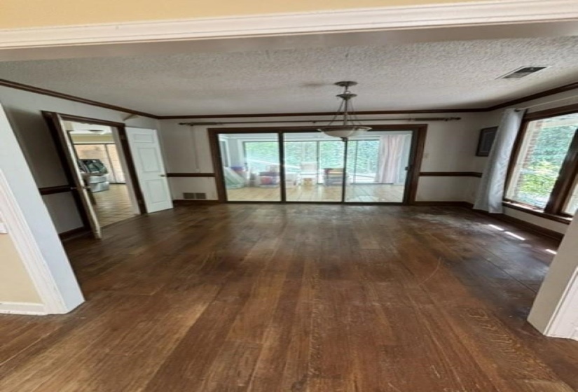 2967 OLD ELM LN, Germantown, Tennessee 38138, 5 Bedroom Bedrooms, 9 Room Rooms,2.1 BathroomBathrooms,Residential,For Sale,OLD ELM,0,10228799
