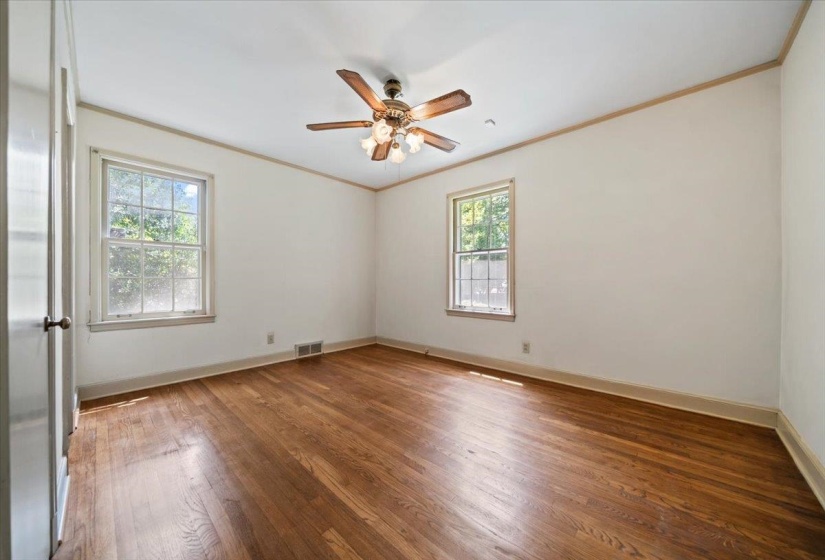 4968 COLE RD, Memphis, Tennessee 38117, 3 Bedroom Bedrooms, 7 Room Rooms,2 BathroomBathrooms,Residential,For Sale,COLE,0,10228801