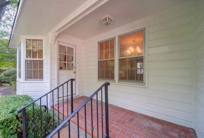 4968 COLE RD, Memphis, Tennessee 38117, 3 Bedroom Bedrooms, 7 Room Rooms,2 BathroomBathrooms,Residential,For Sale,COLE,0,10228801