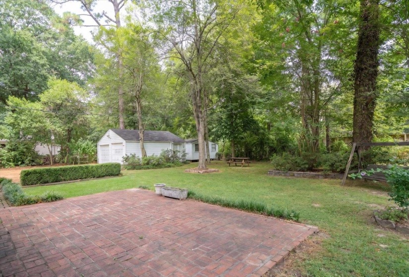 4968 COLE RD, Memphis, Tennessee 38117, 3 Bedroom Bedrooms, 7 Room Rooms,2 BathroomBathrooms,Residential,For Sale,COLE,0,10228801