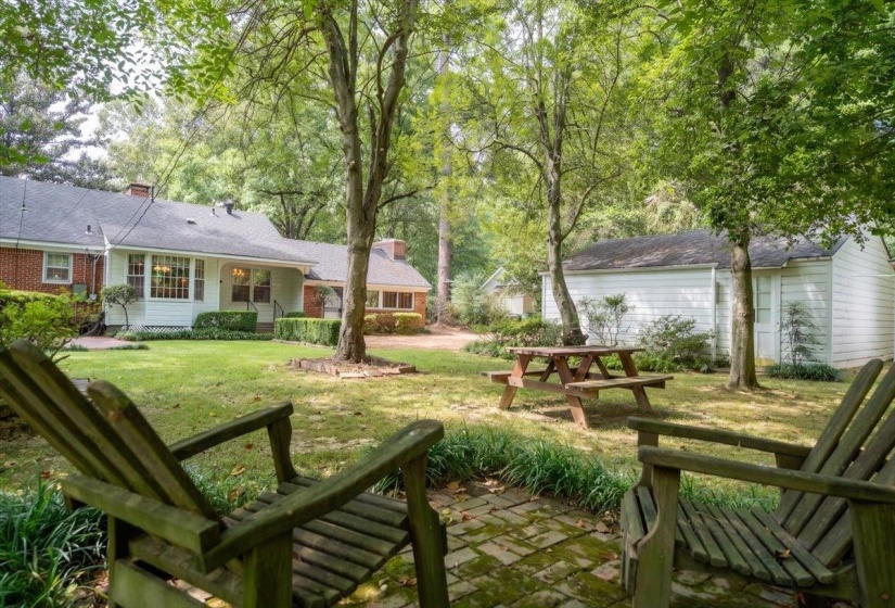 4968 COLE RD, Memphis, Tennessee 38117, 3 Bedroom Bedrooms, 7 Room Rooms,2 BathroomBathrooms,Residential,For Sale,COLE,0,10228801