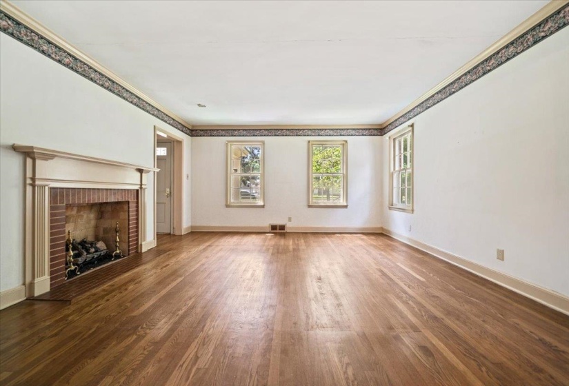 4968 COLE RD, Memphis, Tennessee 38117, 3 Bedroom Bedrooms, 7 Room Rooms,2 BathroomBathrooms,Residential,For Sale,COLE,0,10228801