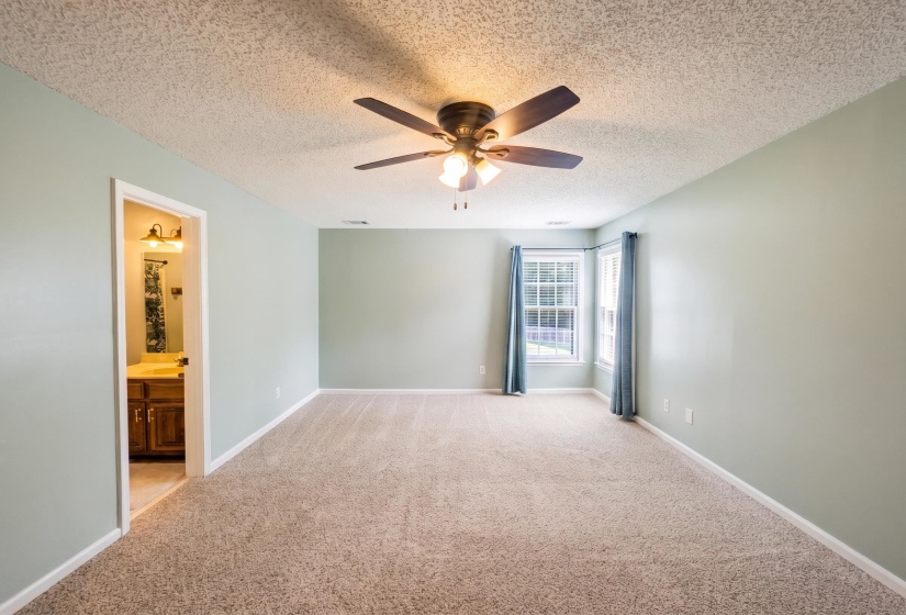 1154 FOREST WOOD CV, Collierville, Tennessee 38017, 4 Bedroom Bedrooms, 9 Room Rooms,3.1 BathroomBathrooms,Residential,For Sale,FOREST WOOD,0,10228802