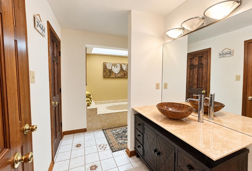 6908 SILVER MAPLE CV, Memphis, Tennessee 38119, 4 Bedroom Bedrooms, 8 Room Rooms,4.1 BathroomBathrooms,Residential,For Sale,SILVER MAPLE,0,10228808