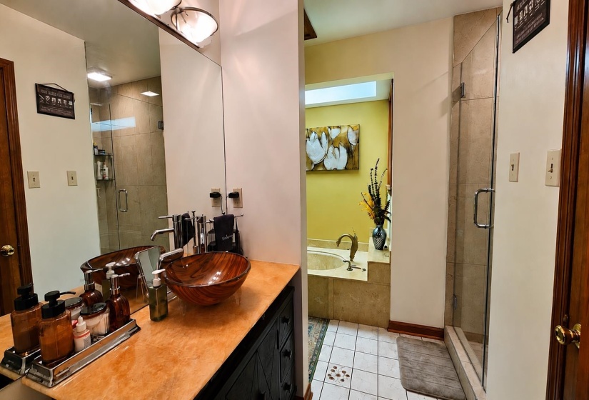 6908 SILVER MAPLE CV, Memphis, Tennessee 38119, 4 Bedroom Bedrooms, 8 Room Rooms,4.1 BathroomBathrooms,Residential,For Sale,SILVER MAPLE,0,10228808