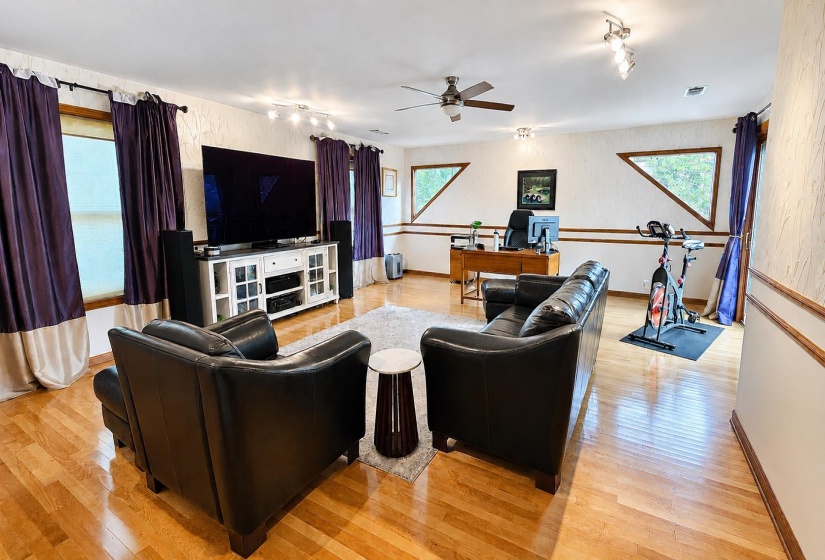 6908 SILVER MAPLE CV, Memphis, Tennessee 38119, 4 Bedroom Bedrooms, 8 Room Rooms,4.1 BathroomBathrooms,Residential,For Sale,SILVER MAPLE,0,10228808