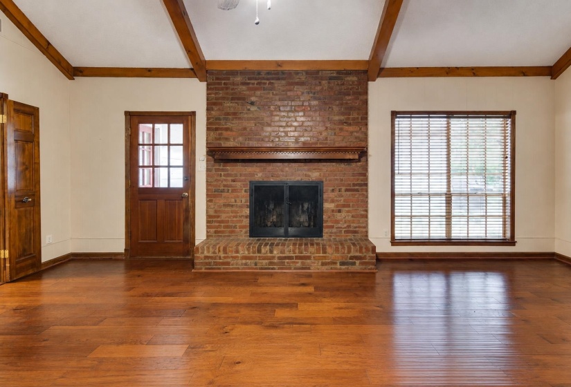 1906 MALABAR DR, Germantown, Tennessee 38138, 4 Bedroom Bedrooms, 7 Room Rooms,3 BathroomBathrooms,Residential,For Sale,MALABAR,0,10228810