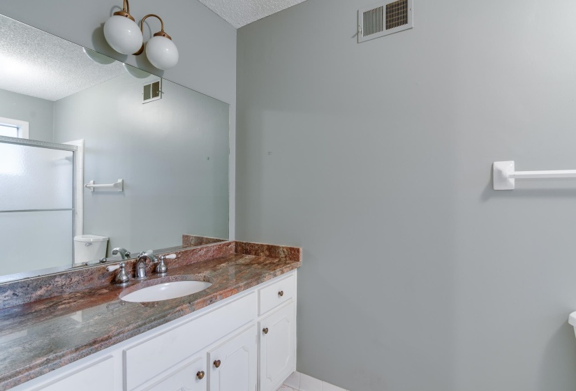 1906 MALABAR DR, Germantown, Tennessee 38138, 4 Bedroom Bedrooms, 7 Room Rooms,3 BathroomBathrooms,Residential,For Sale,MALABAR,0,10228810