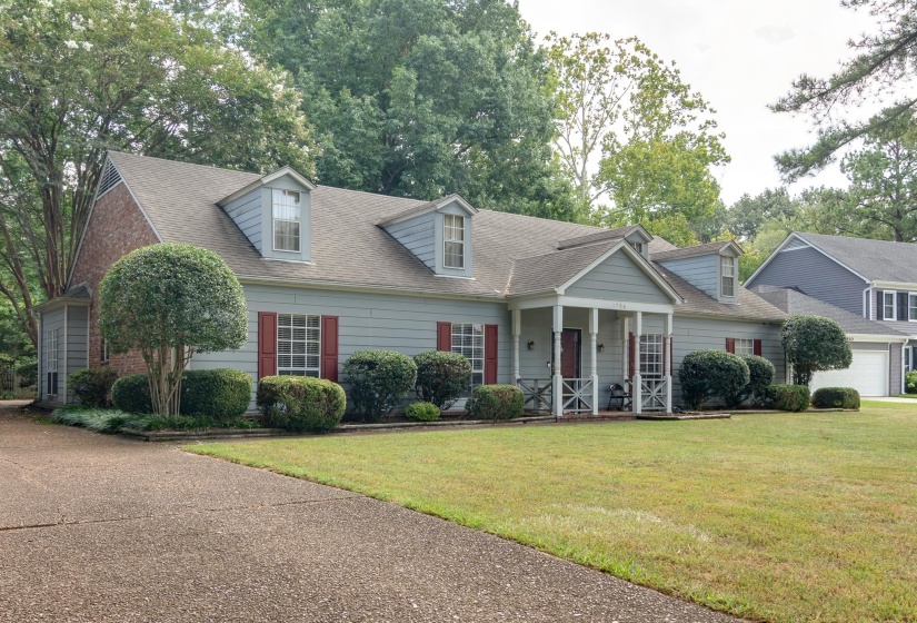 1906 MALABAR DR, Germantown, Tennessee 38138, 4 Bedroom Bedrooms, 7 Room Rooms,3 BathroomBathrooms,Residential,For Sale,MALABAR,0,10228810