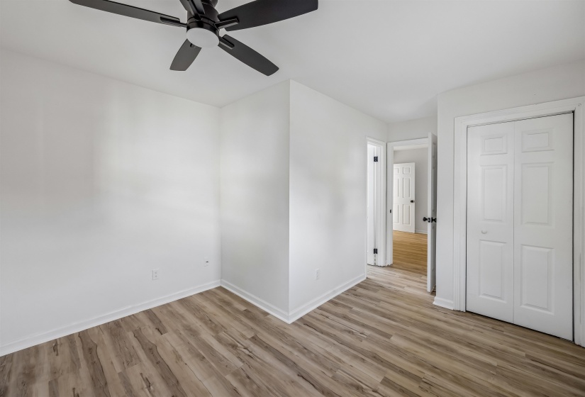 4239 LAWNVIEW ST, Memphis, Tennessee 38109, 3 Bedroom Bedrooms, 6 Room Rooms,2 BathroomBathrooms,Residential,For Sale,LAWNVIEW,0,10228813