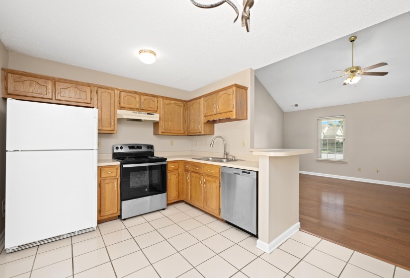 7430 OAKFIELD DR, Memphis, Tennessee 38133, 3 Bedroom Bedrooms, 5 Room Rooms,2 BathroomBathrooms,Residential,For Sale,OAKFIELD,0,10228815