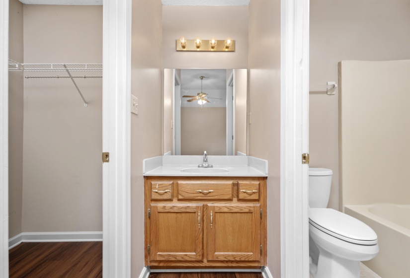 7430 OAKFIELD DR, Memphis, Tennessee 38133, 3 Bedroom Bedrooms, 5 Room Rooms,2 BathroomBathrooms,Residential,For Sale,OAKFIELD,0,10228815