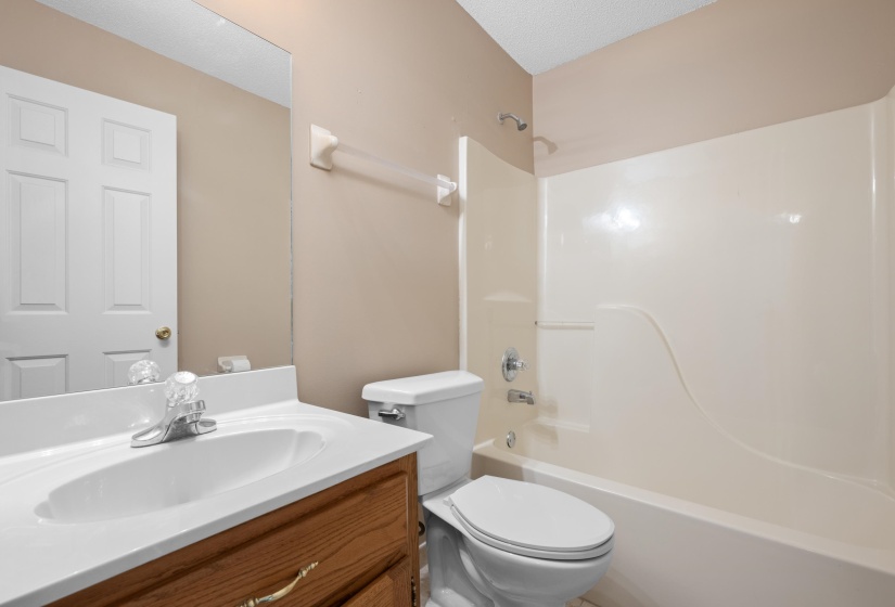 7430 OAKFIELD DR, Memphis, Tennessee 38133, 3 Bedroom Bedrooms, 5 Room Rooms,2 BathroomBathrooms,Residential,For Sale,OAKFIELD,0,10228815