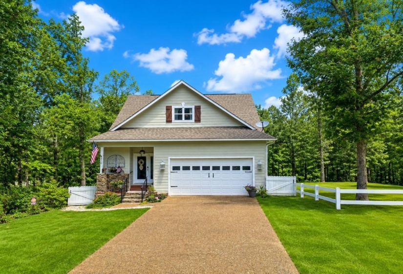 200 VANTAGE PT, Counce, Tennessee 38326, 4 Bedroom Bedrooms, 7 Room Rooms,2.1 BathroomBathrooms,Residential,For Sale,VANTAGE,0,10228816
