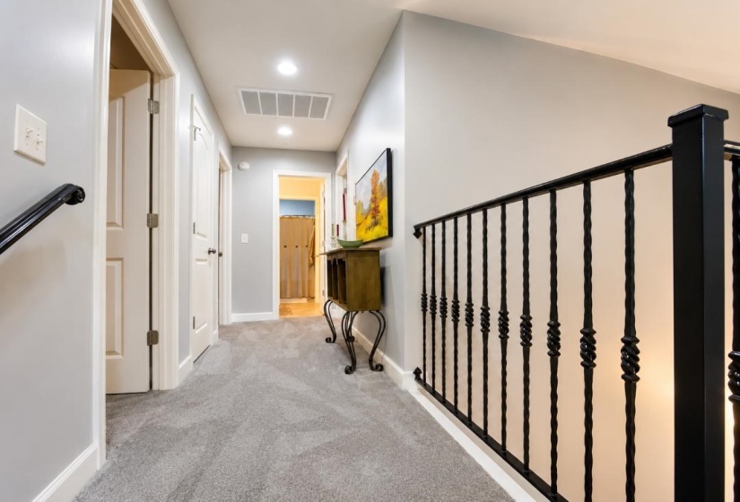 200 VANTAGE PT, Counce, Tennessee 38326, 4 Bedroom Bedrooms, 7 Room Rooms,2.1 BathroomBathrooms,Residential,For Sale,VANTAGE,0,10228816