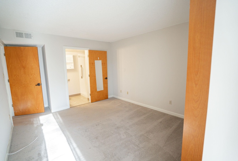 3589 COVINGTON PIKE, Memphis, Tennessee 38128, 2 Bedroom Bedrooms, 4 Room Rooms,2 BathroomBathrooms,Residential,For Sale,COVINGTON,0,10228817