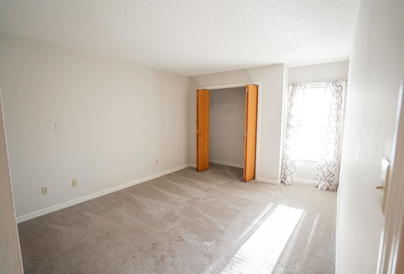 3589 COVINGTON PIKE, Memphis, Tennessee 38128, 2 Bedroom Bedrooms, 4 Room Rooms,2 BathroomBathrooms,Residential,For Sale,COVINGTON,0,10228817