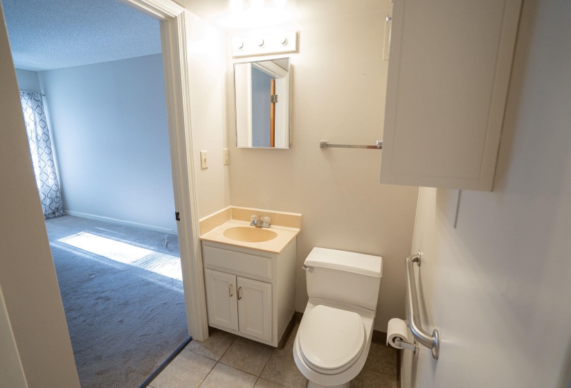 3589 COVINGTON PIKE, Memphis, Tennessee 38128, 2 Bedroom Bedrooms, 4 Room Rooms,2 BathroomBathrooms,Residential,For Sale,COVINGTON,0,10228817