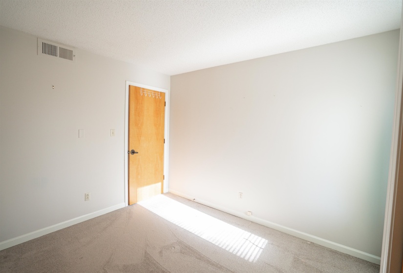 3589 COVINGTON PIKE, Memphis, Tennessee 38128, 2 Bedroom Bedrooms, 4 Room Rooms,2 BathroomBathrooms,Residential,For Sale,COVINGTON,0,10228817