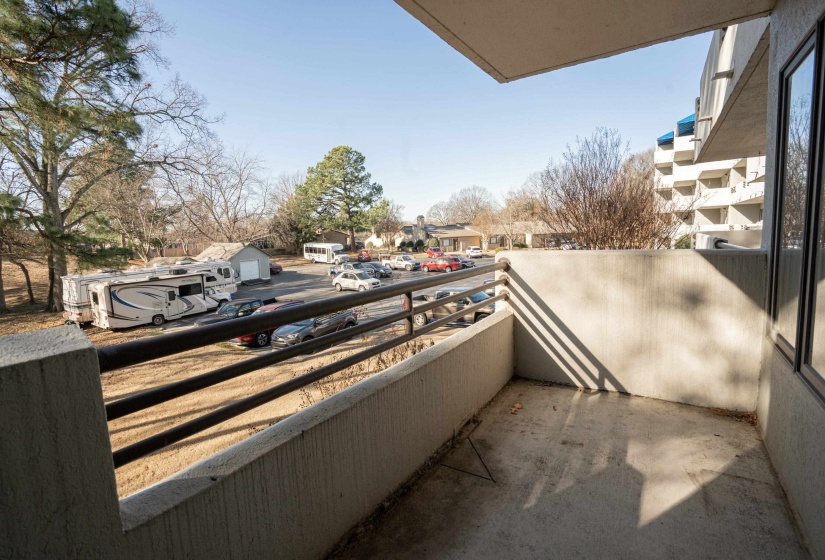3589 COVINGTON PIKE, Memphis, Tennessee 38128, 2 Bedroom Bedrooms, 4 Room Rooms,2 BathroomBathrooms,Residential,For Sale,COVINGTON,0,10228817