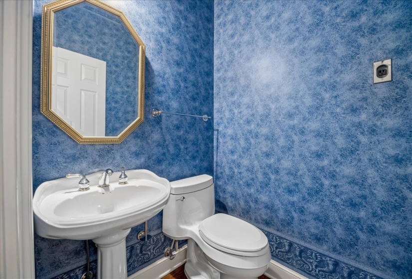 5576 BAYBERRY CV, Memphis, Tennessee 38120, 4 Bedroom Bedrooms, 8 Room Rooms,2.1 BathroomBathrooms,Residential,For Sale,BAYBERRY,0,10228820