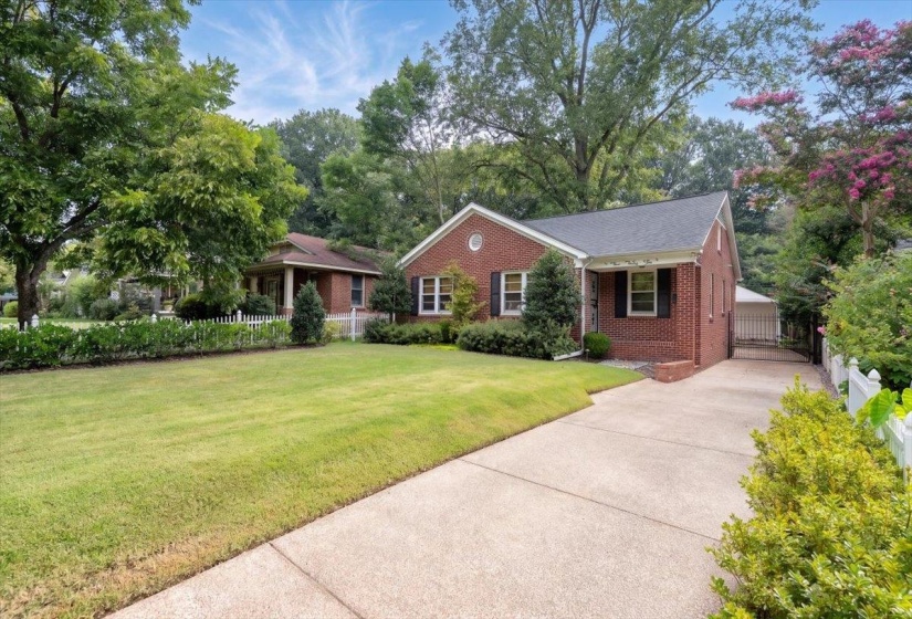 536 ALEXANDER ST, Memphis, Tennessee 38111, 3 Bedroom Bedrooms, 6 Room Rooms,1.1 BathroomBathrooms,Residential,For Sale,ALEXANDER,0,10228824