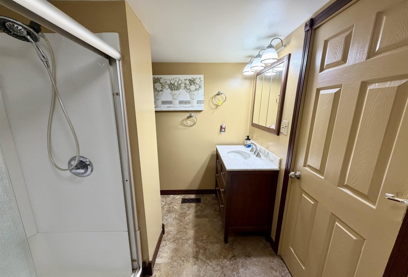 277 GOOD HOPE CHURCH RD, Adamsville, Tennessee 38310, 3 Bedroom Bedrooms, 10 Room Rooms,2 BathroomBathrooms,Residential,For Sale,GOOD HOPE CHURCH,0,10228825