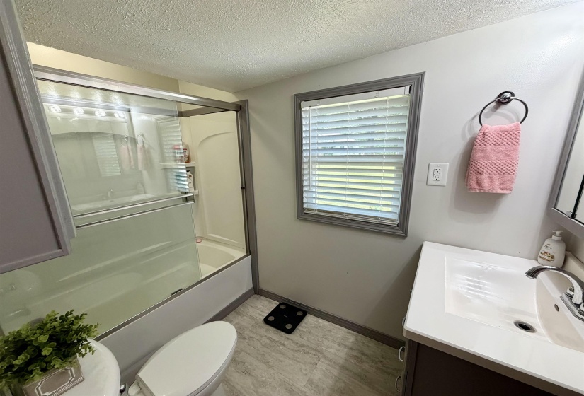 277 GOOD HOPE CHURCH RD, Adamsville, Tennessee 38310, 3 Bedroom Bedrooms, 10 Room Rooms,2 BathroomBathrooms,Residential,For Sale,GOOD HOPE CHURCH,0,10228825