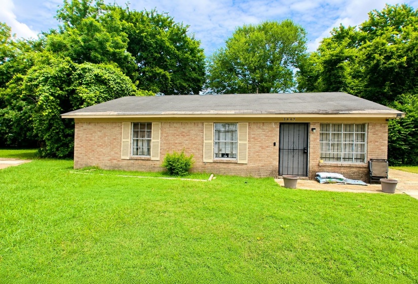 3667 MOCCASIN CV, Memphis, Tennessee 38109, 3 Bedroom Bedrooms, 5 Room Rooms,1 BathroomBathrooms,Residential,For Sale,MOCCASIN,0,10228826