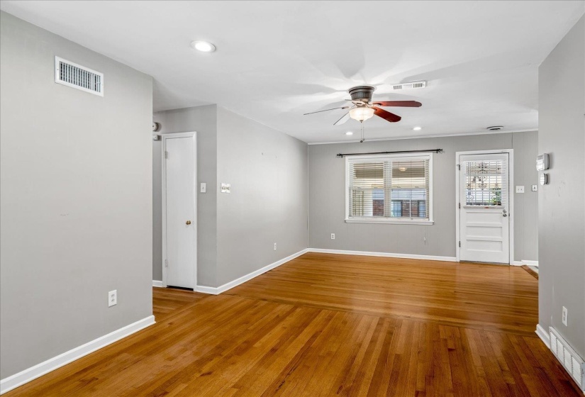 5303 EDENSHIRE AVE, Memphis, Tennessee 38117, 3 Bedroom Bedrooms, 6 Room Rooms,1.1 BathroomBathrooms,Residential,For Sale,EDENSHIRE,0,10228828