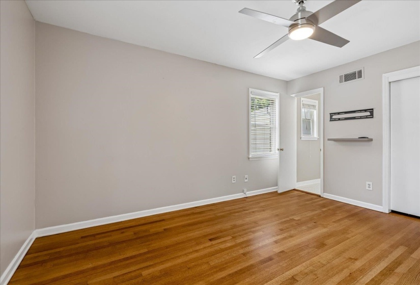 5303 EDENSHIRE AVE, Memphis, Tennessee 38117, 3 Bedroom Bedrooms, 6 Room Rooms,1.1 BathroomBathrooms,Residential,For Sale,EDENSHIRE,0,10228828
