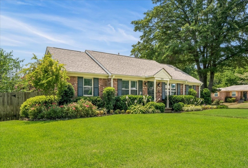 5303 EDENSHIRE AVE, Memphis, Tennessee 38117, 3 Bedroom Bedrooms, 6 Room Rooms,1.1 BathroomBathrooms,Residential,For Sale,EDENSHIRE,0,10228828